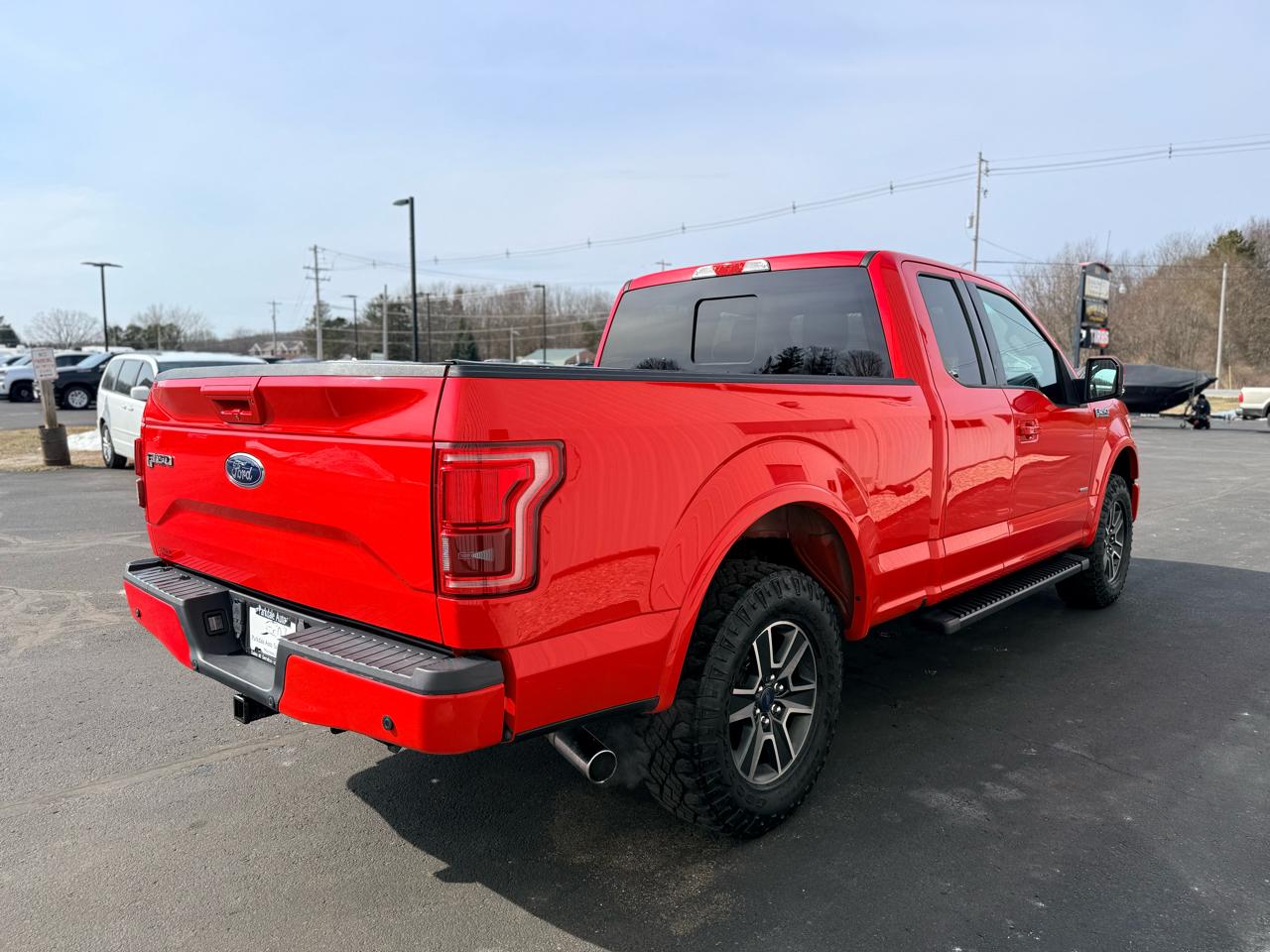 Ford F-150 4WD SuperCab 145" Lariat 2015
