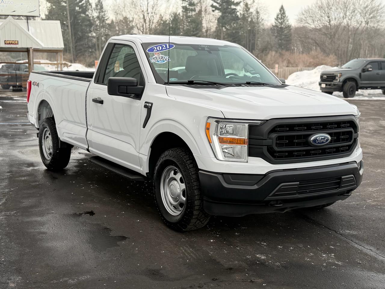 Ford F-150 XLT 4WD Reg Cab 8' Box 2021