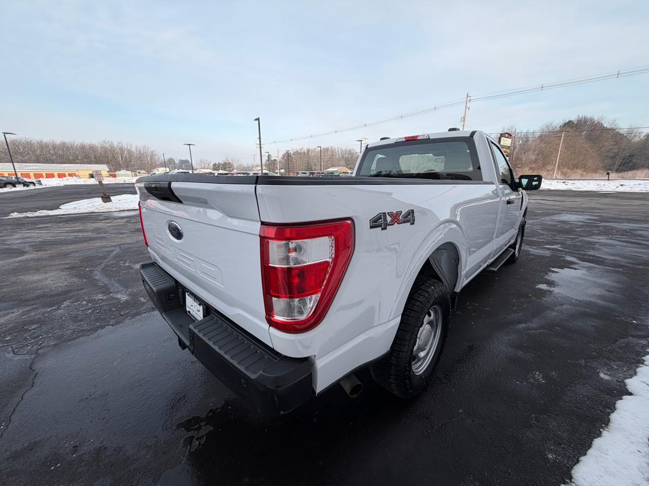 Ford F-150 XLT 4WD Reg Cab 8' Box 2021