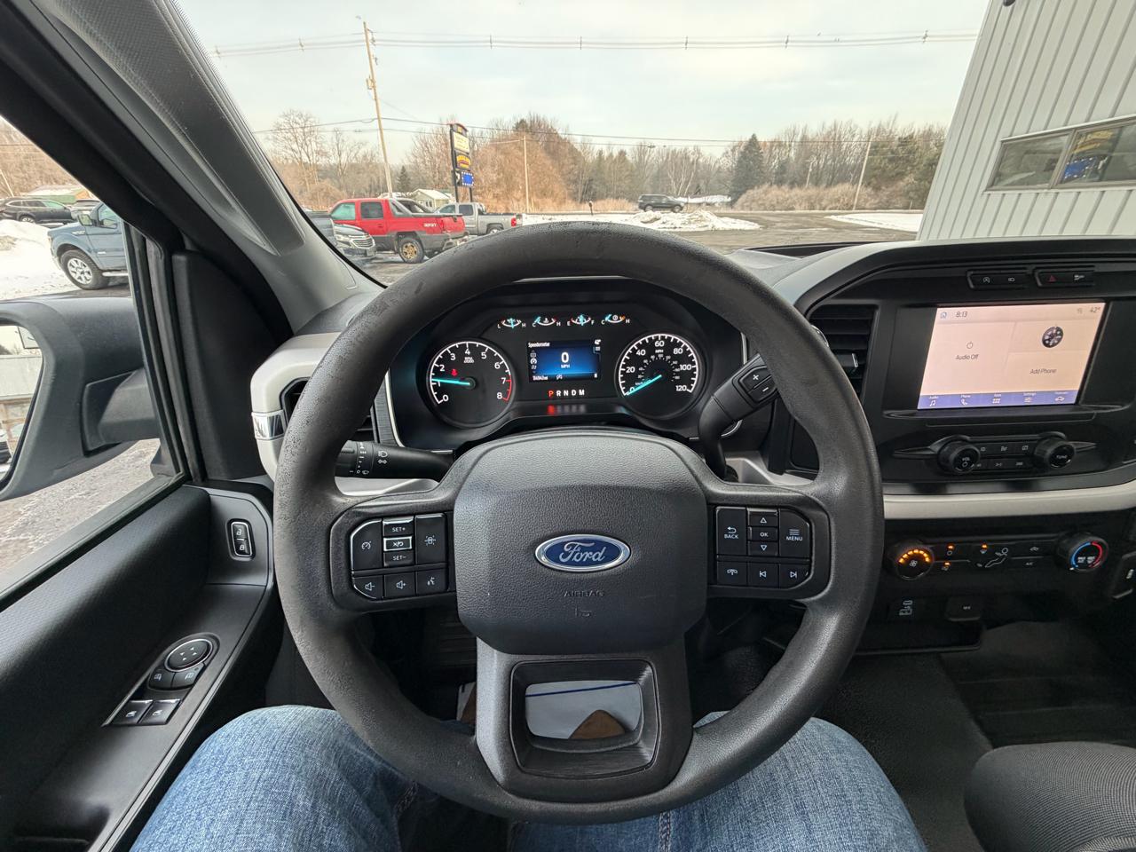 Ford F-150 XLT 4WD Reg Cab 8' Box 2021