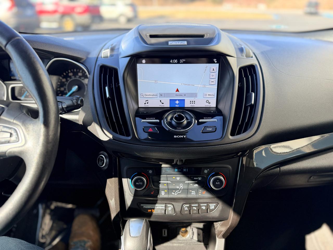 Ford Escape Titanium 4WD 2018