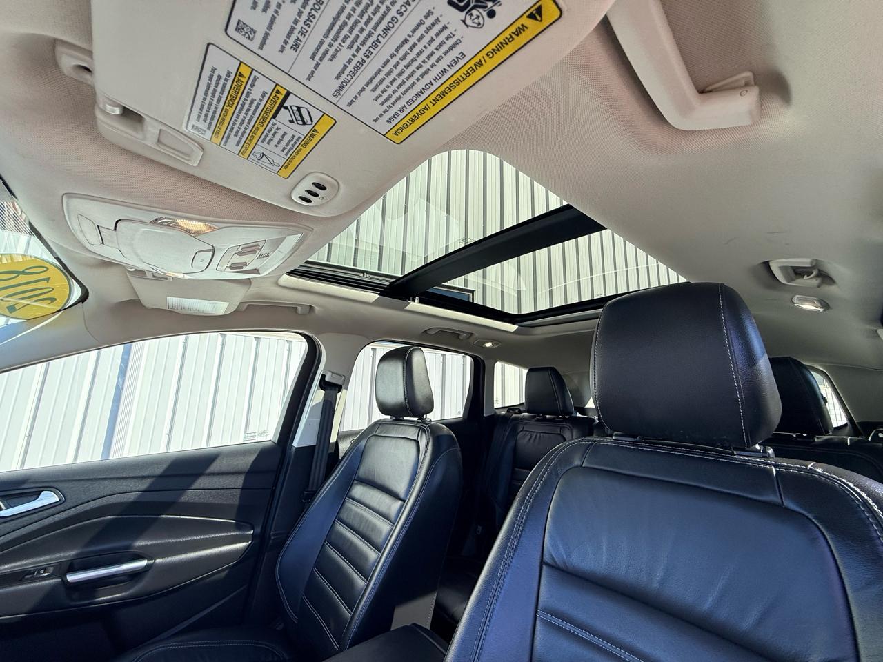 Ford Escape Titanium 4WD 2018