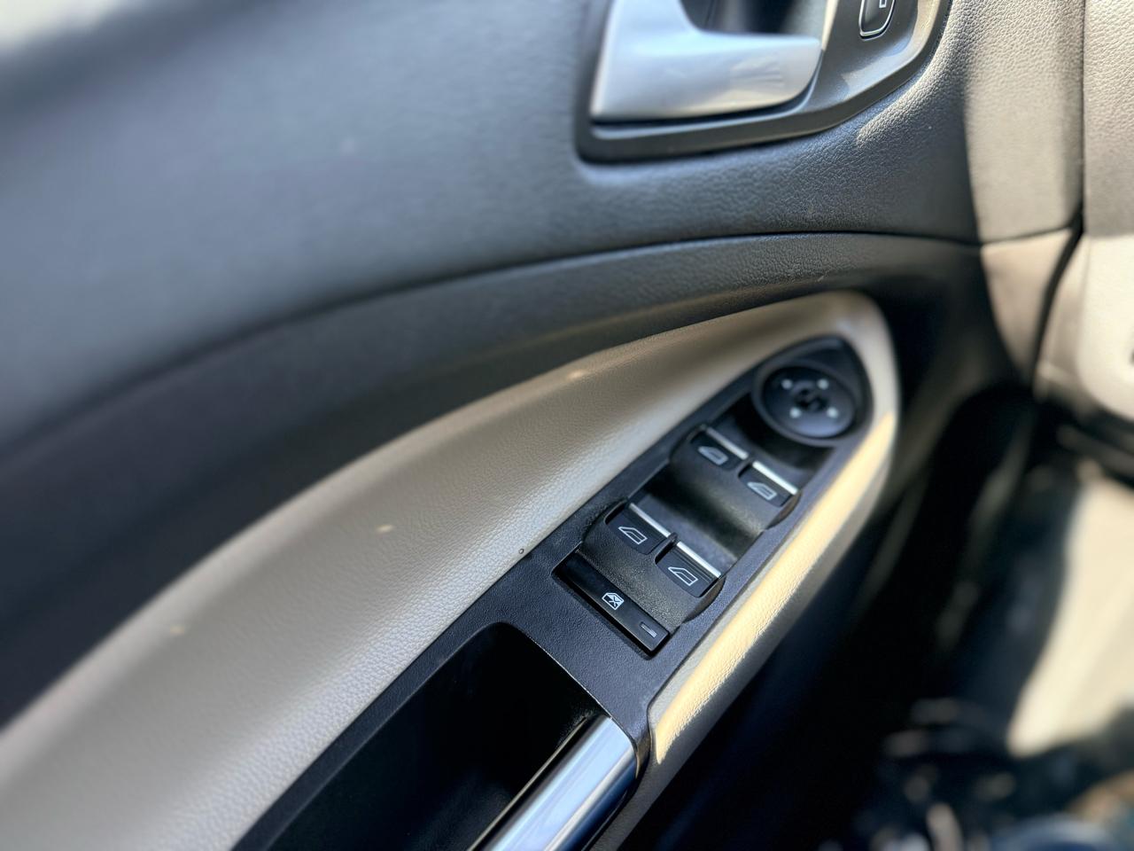 Ford Escape SEL 4WD 2019