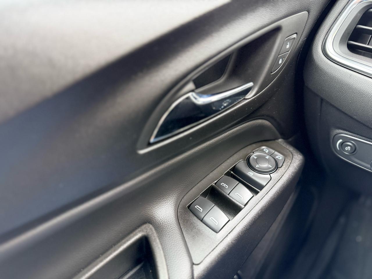 Chevrolet Equinox AWD 4dr LT w/1LT 2024