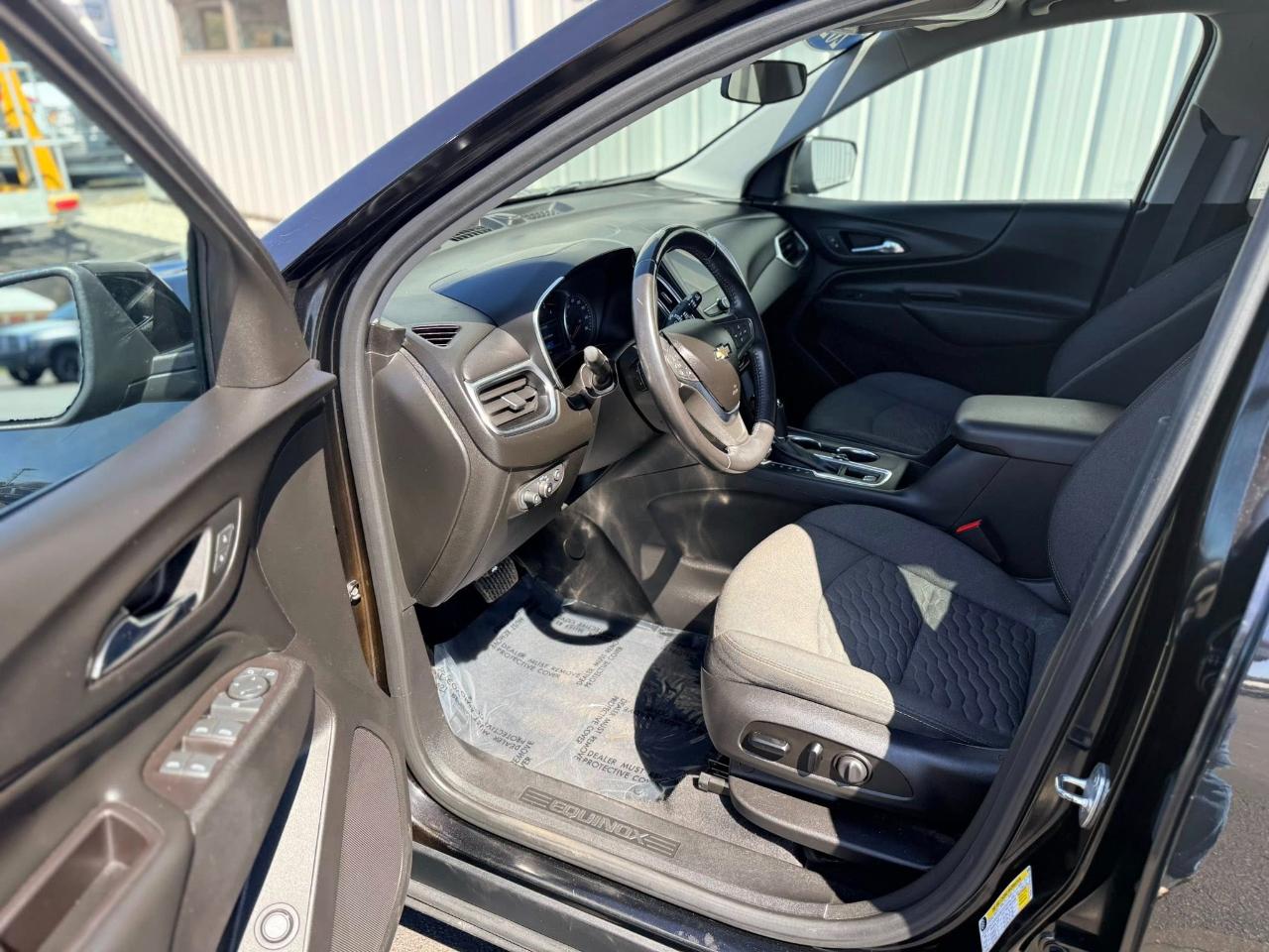 Chevrolet Equinox FWD 4dr LT w/2FL 2020