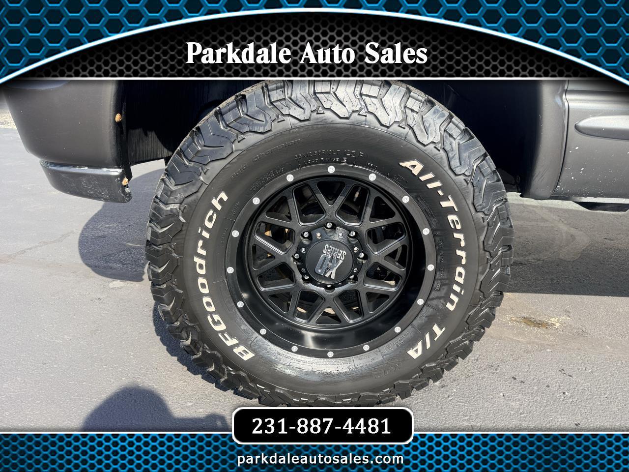 2005 Dodge Ram 2500 4dr Quad Cab 140.5" WB 4WD SLT