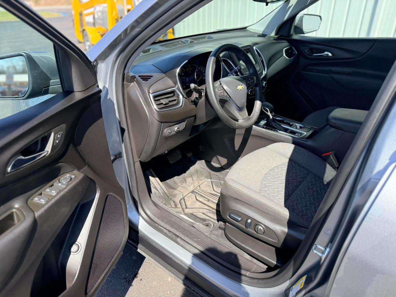 Chevrolet Equinox AWD 4dr LT w/1LT 2024