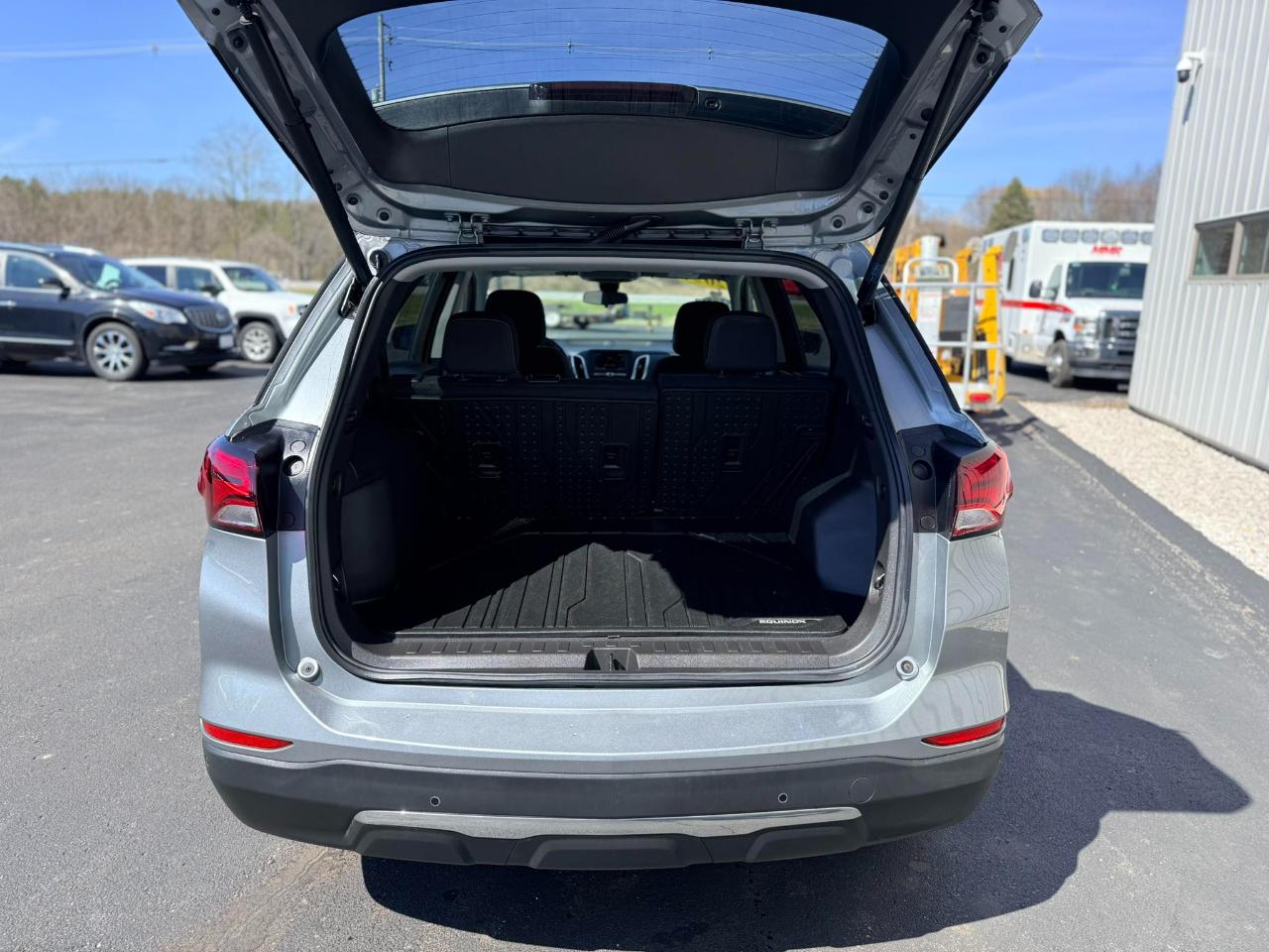 Chevrolet Equinox AWD 4dr LT w/1LT 2024