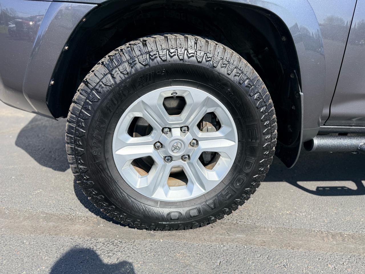 Toyota 4Runner SR5 4WD (Natl) 2018