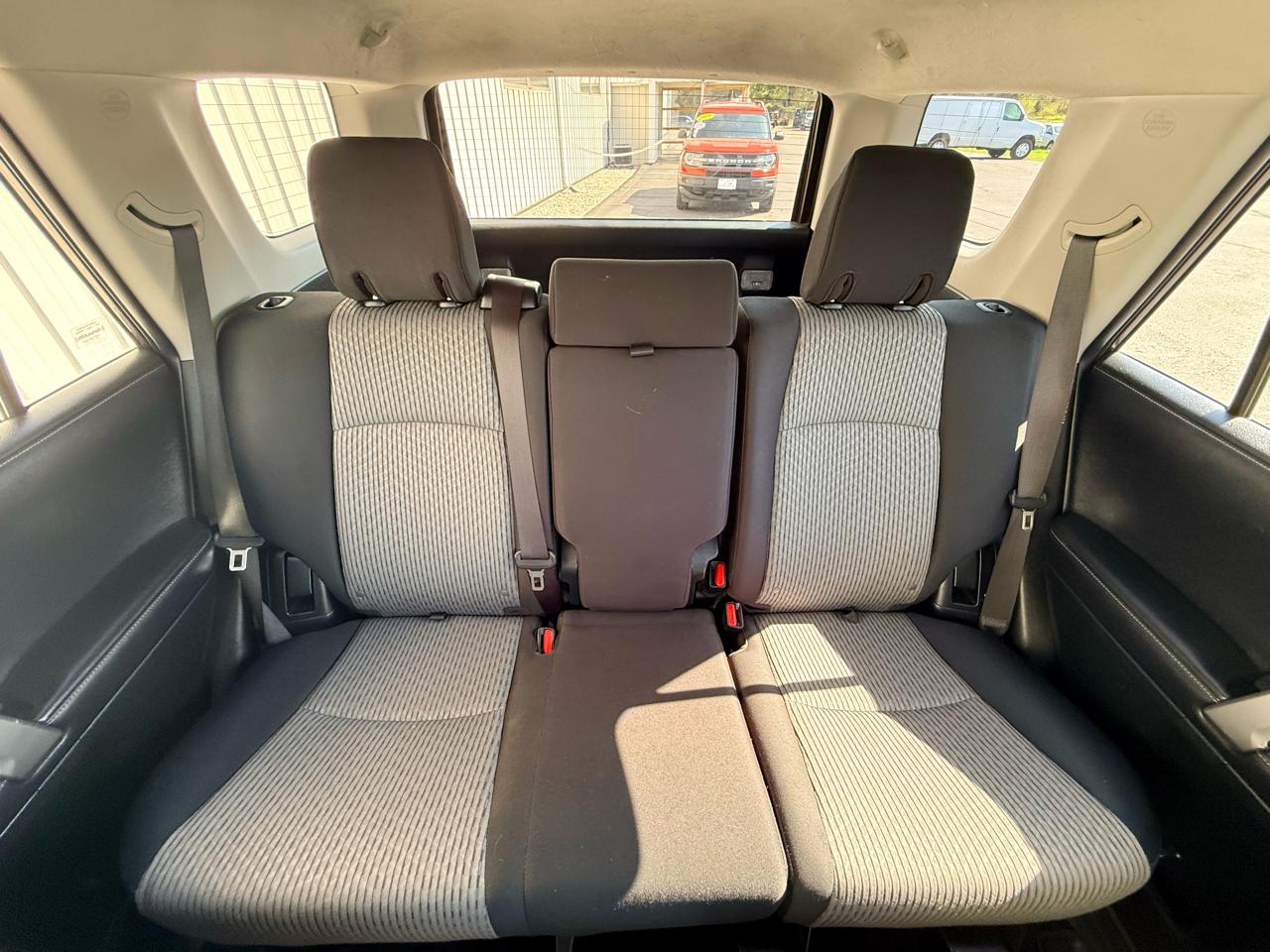 Toyota 4Runner SR5 4WD (Natl) 2018