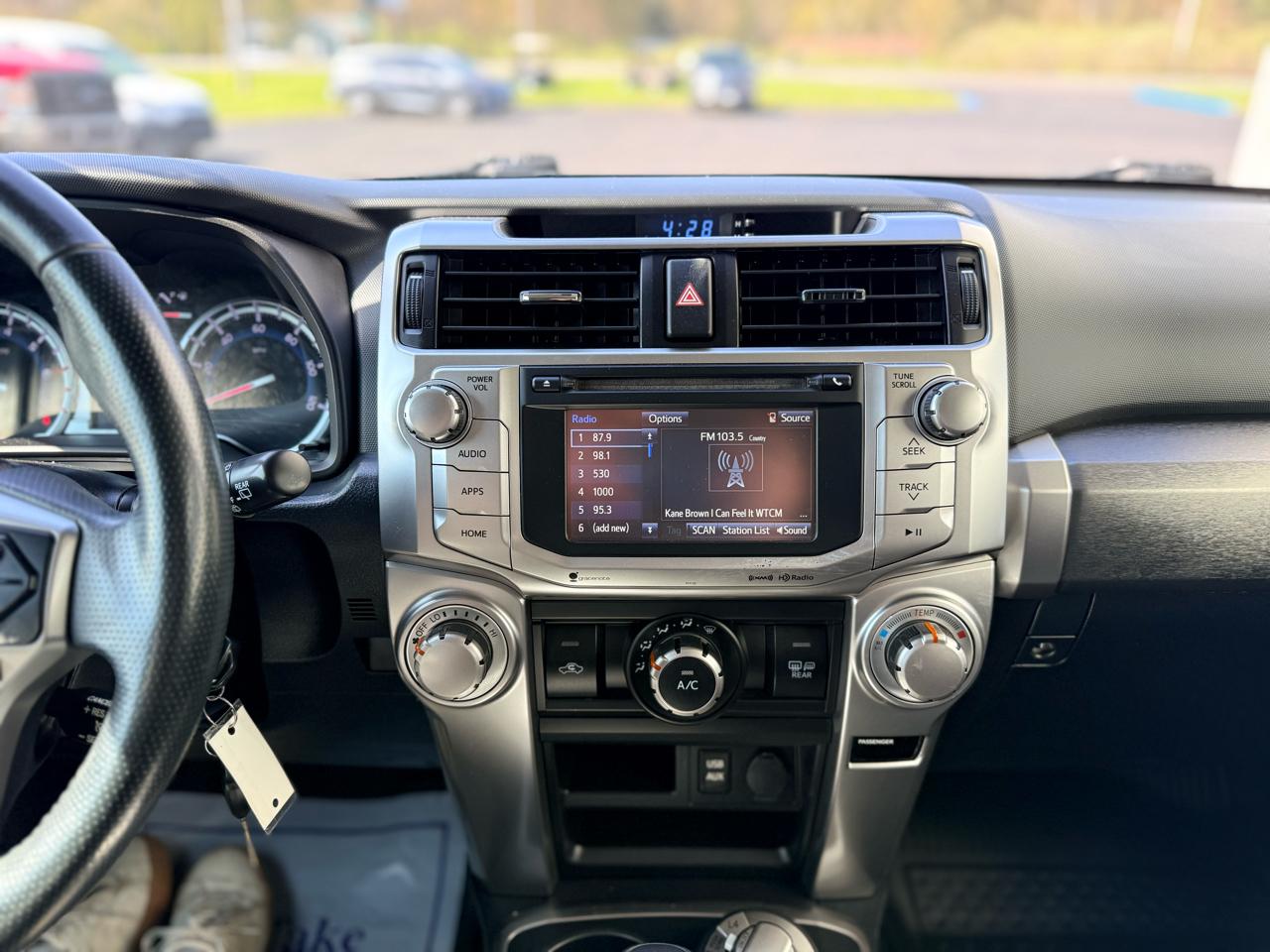 Toyota 4Runner SR5 4WD (Natl) 2018