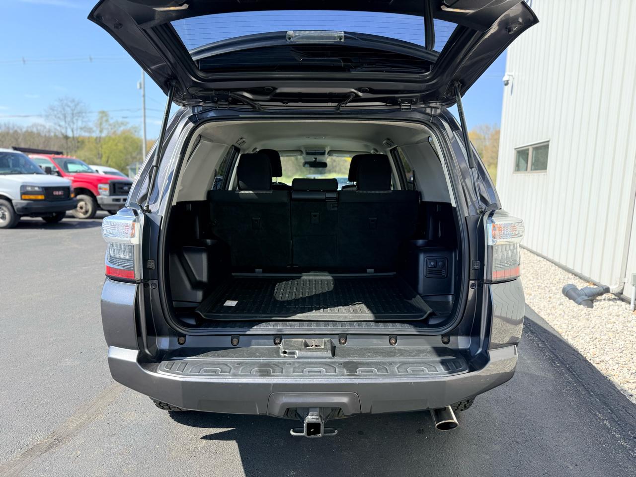 Toyota 4Runner SR5 4WD (Natl) 2018