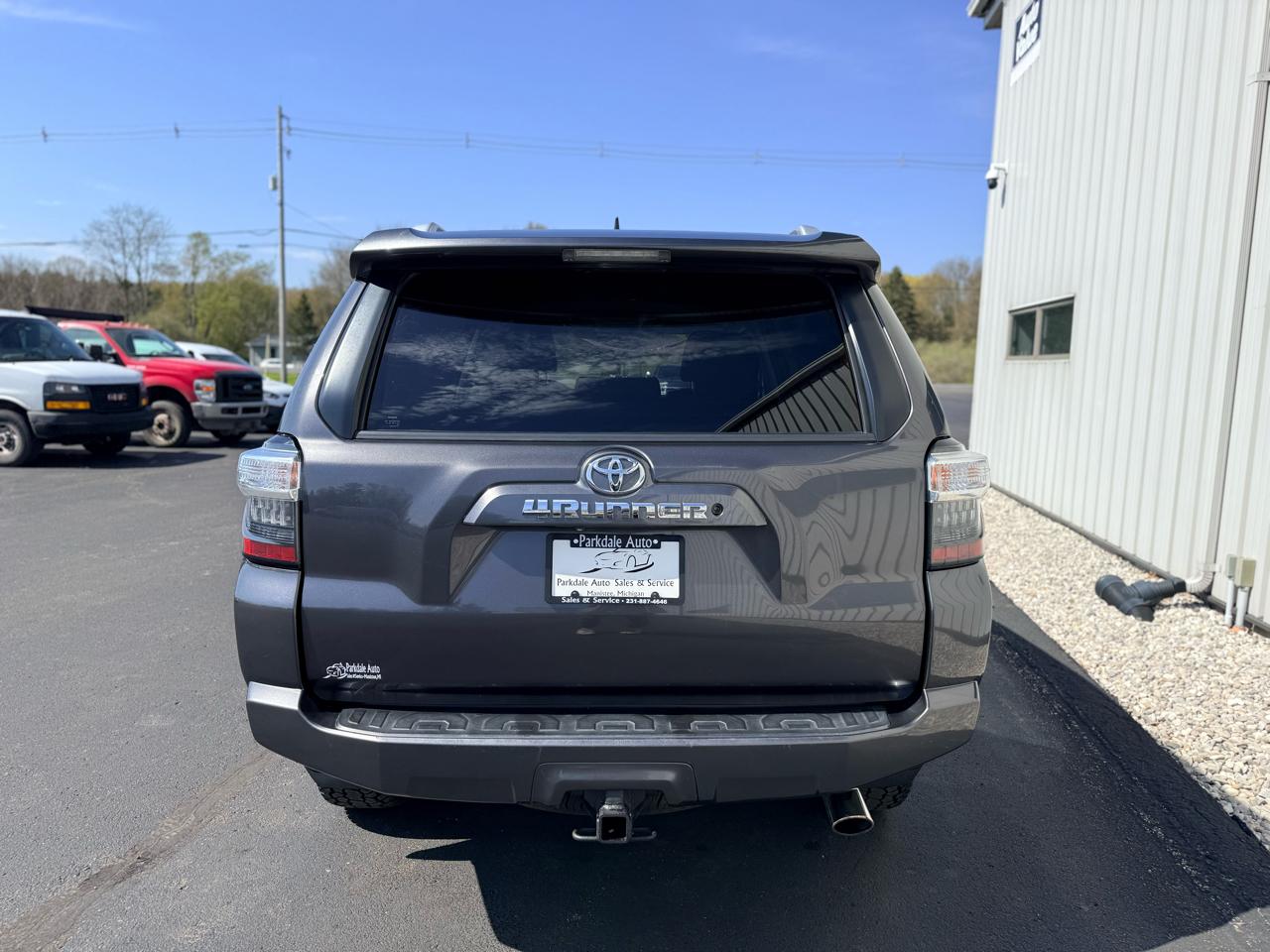 Toyota 4Runner SR5 4WD (Natl) 2018