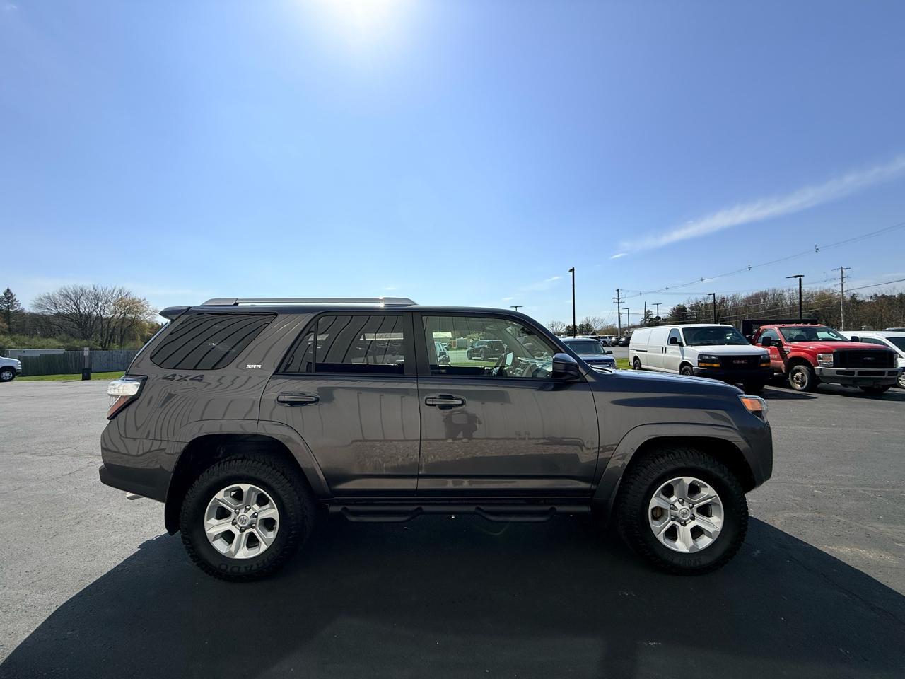Toyota 4Runner SR5 4WD (Natl) 2018