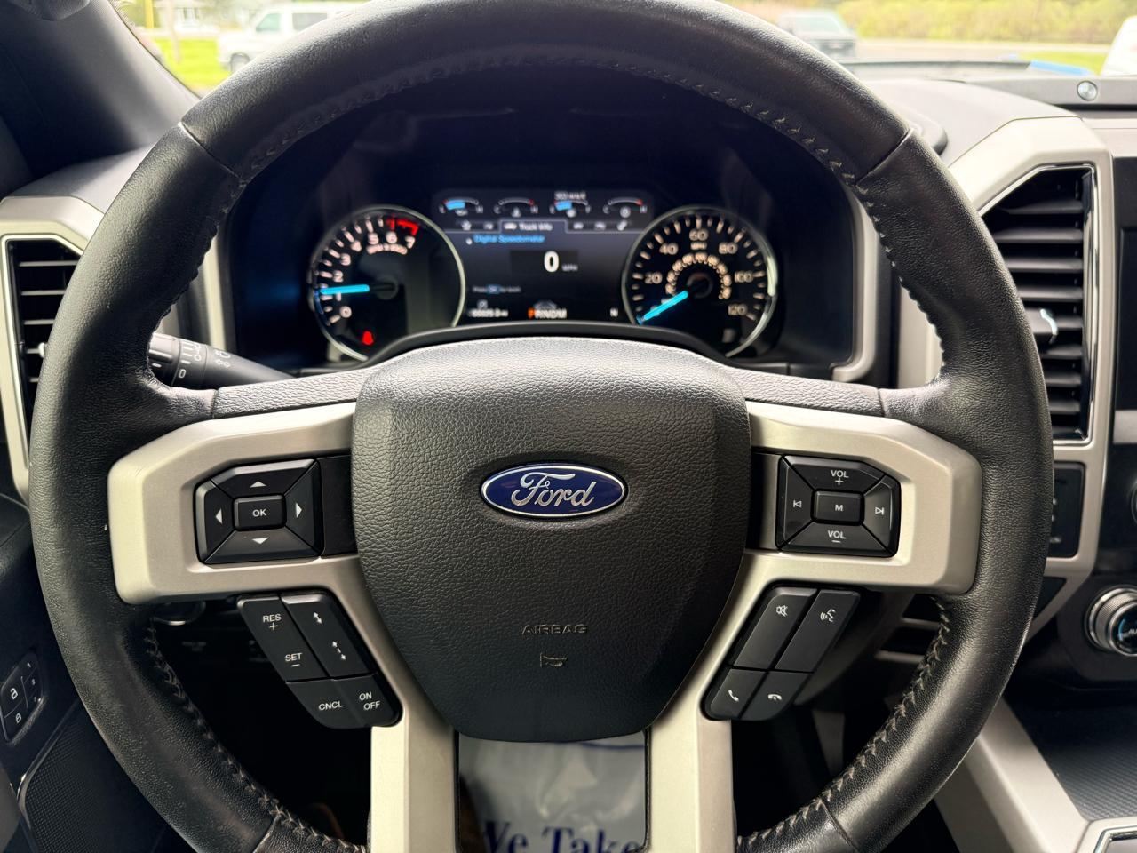 Ford F-150 SuperCrew 139" Lariat 4WD 2020