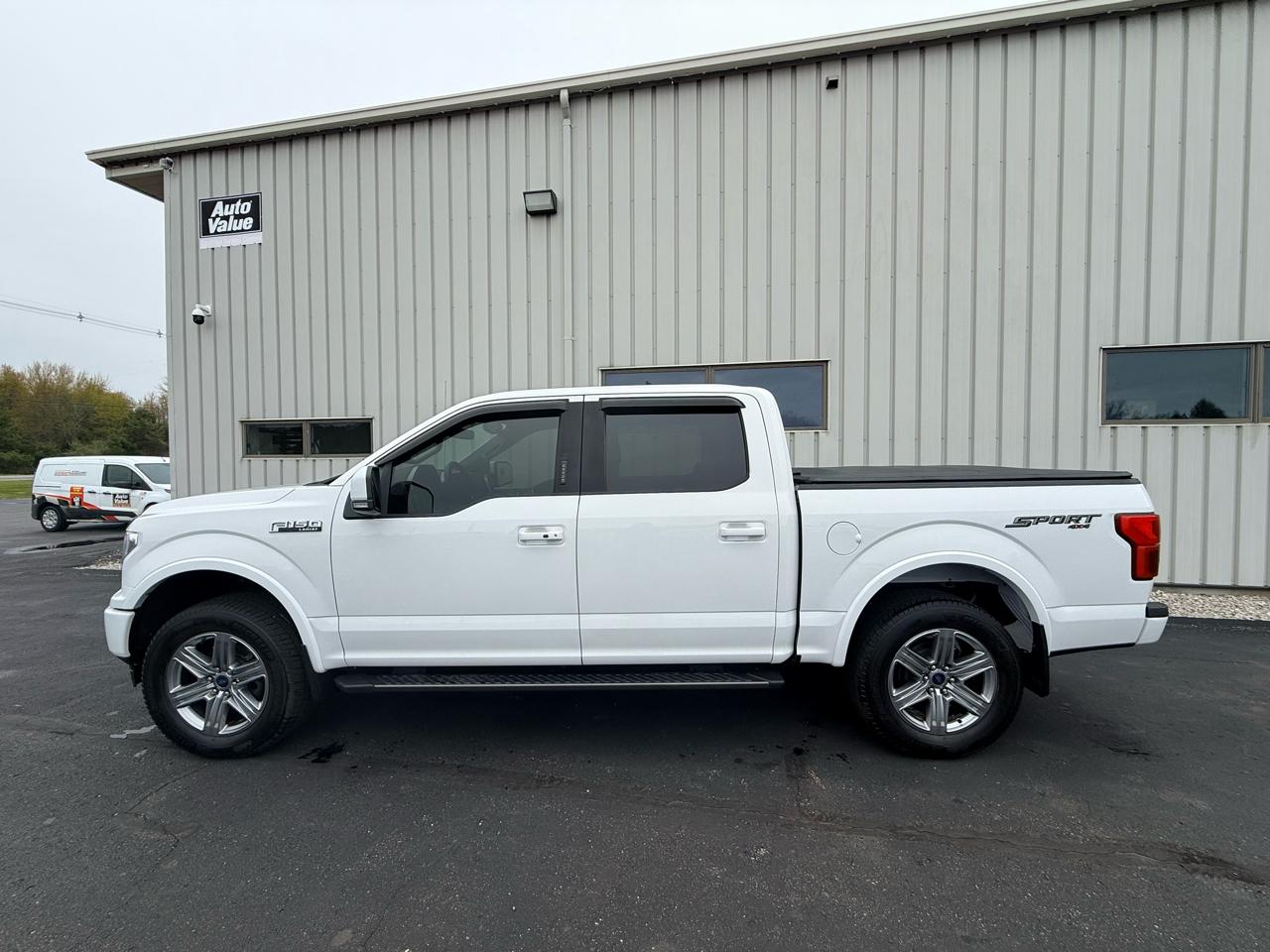 Ford F-150 SuperCrew 139" Lariat 4WD 2020