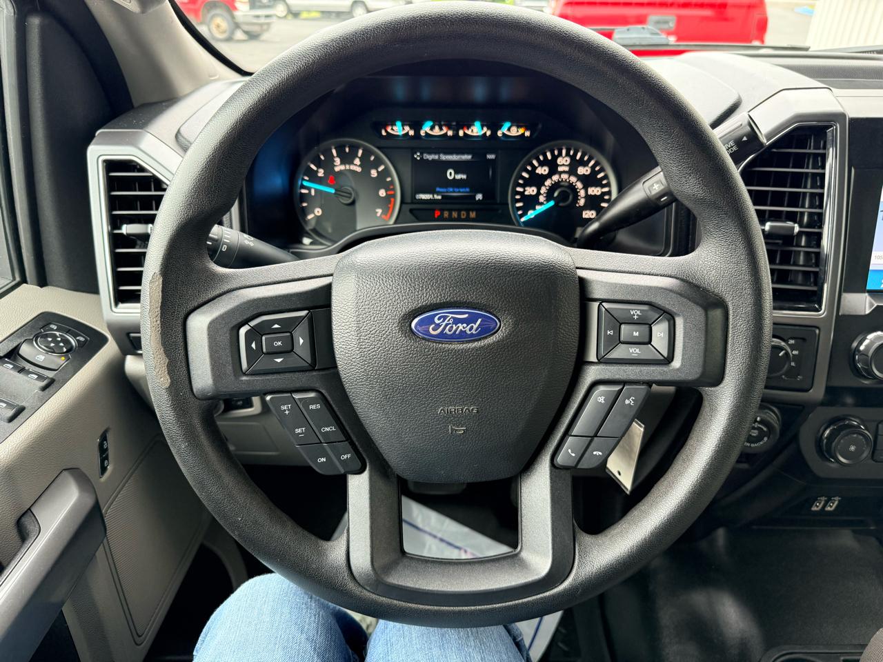 Ford F-150 SuperCrew 139" XLT 4WD 2019