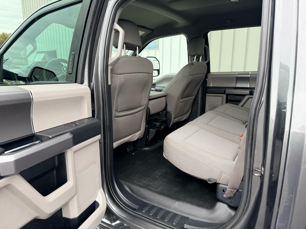 Ford F-150 SuperCrew 139" XLT 4WD 2019