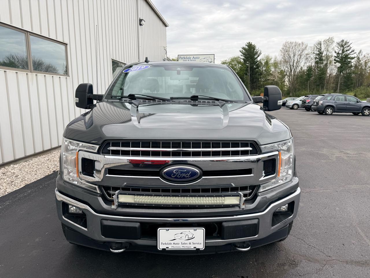 Ford F-150 SuperCrew 139" XLT 4WD 2019