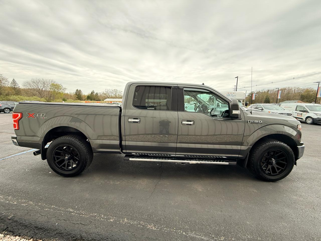 Ford F-150 SuperCrew 139" XLT 4WD 2019