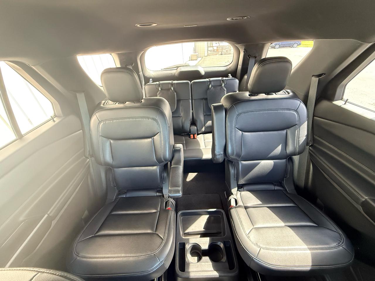 Ford Explorer XLT 4WD 2020