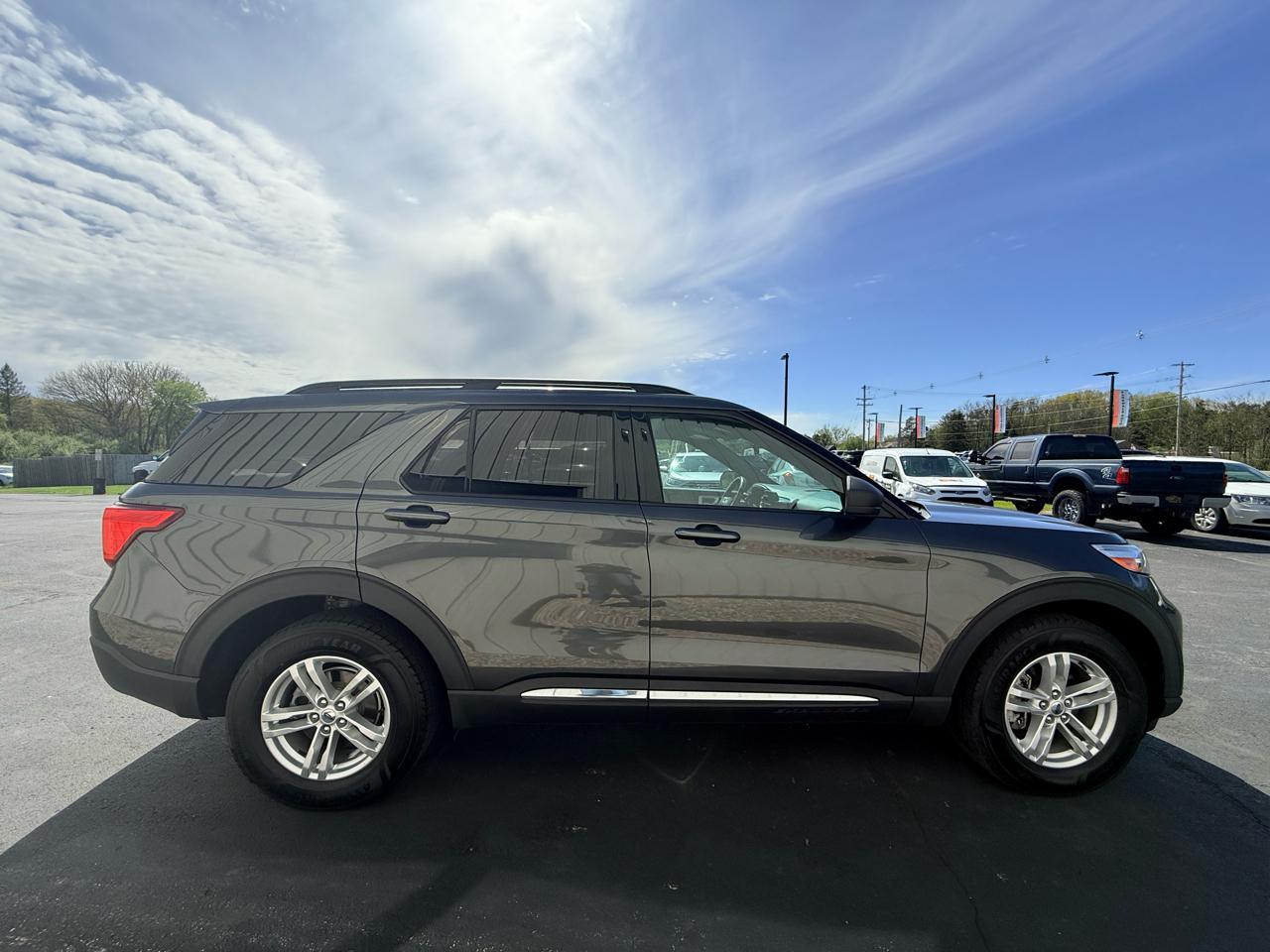 Ford Explorer XLT 4WD 2020