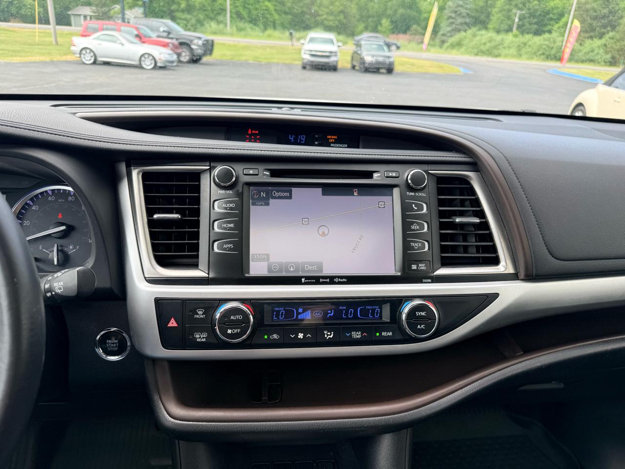 Toyota Highlander XLE AWD V6 2019