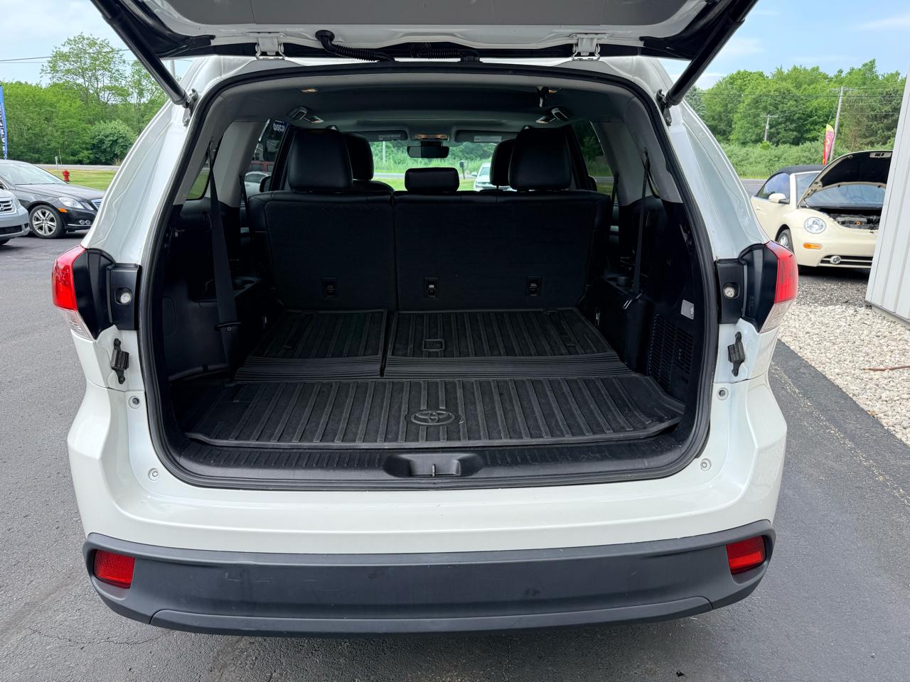 Toyota Highlander XLE AWD V6 2019