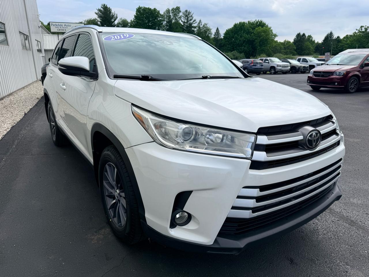 Toyota Highlander XLE AWD V6 2019