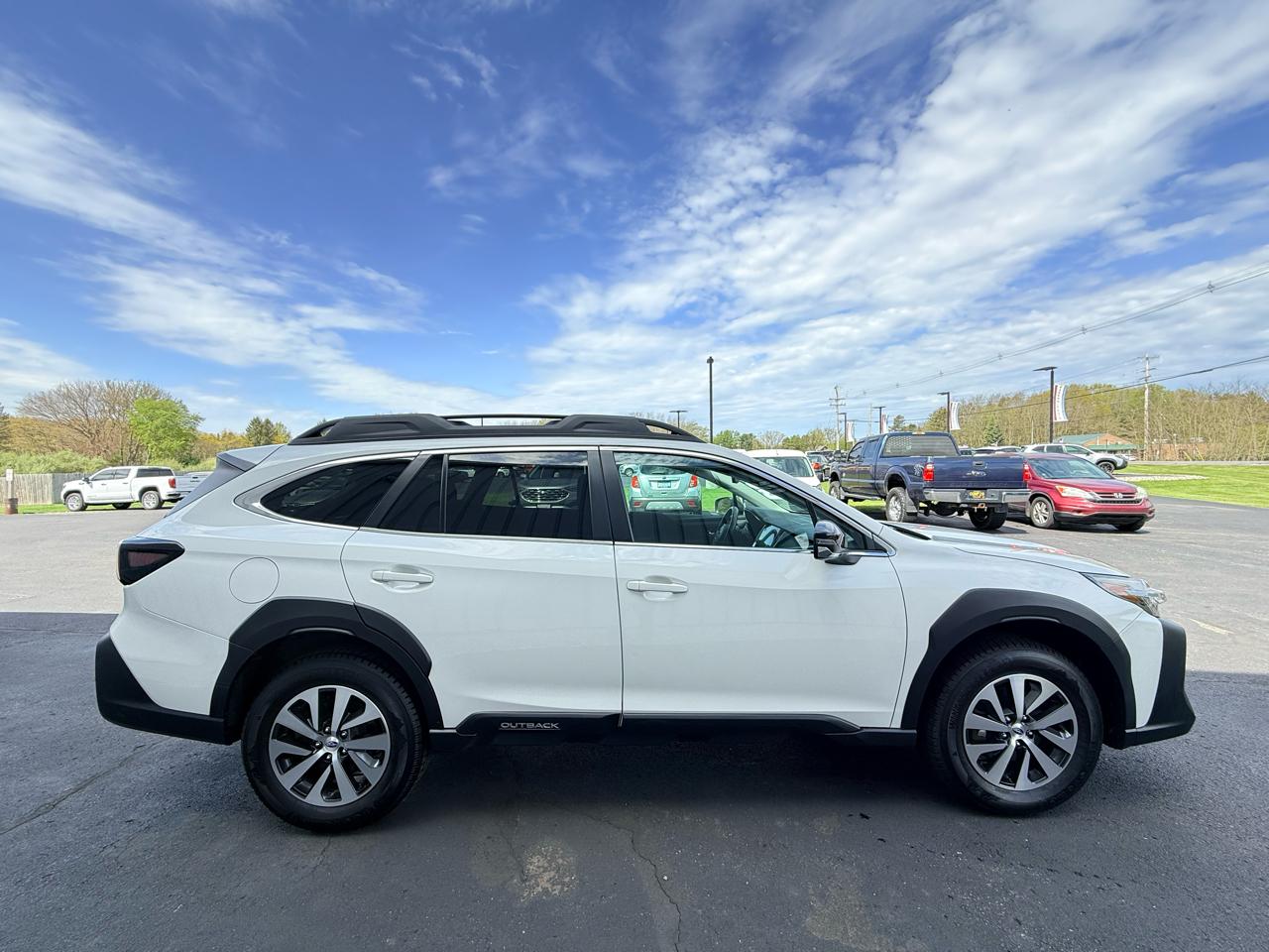 Subaru Outback Premium AWD 2024