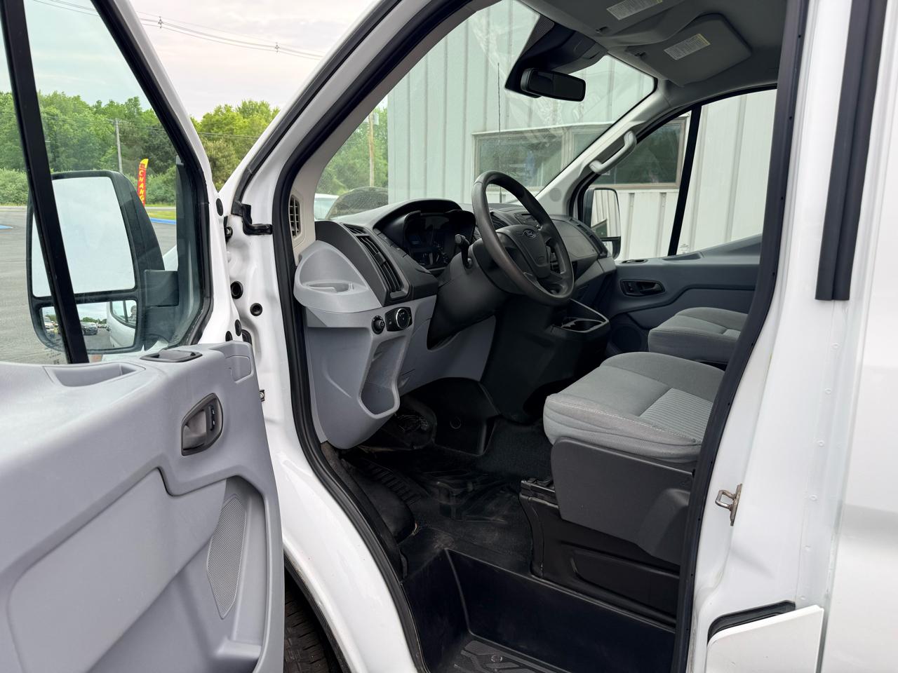 Ford Transit Cargo Van T-150 130" Low Rf 8600 GVWR Swing-Out RH Dr 2016