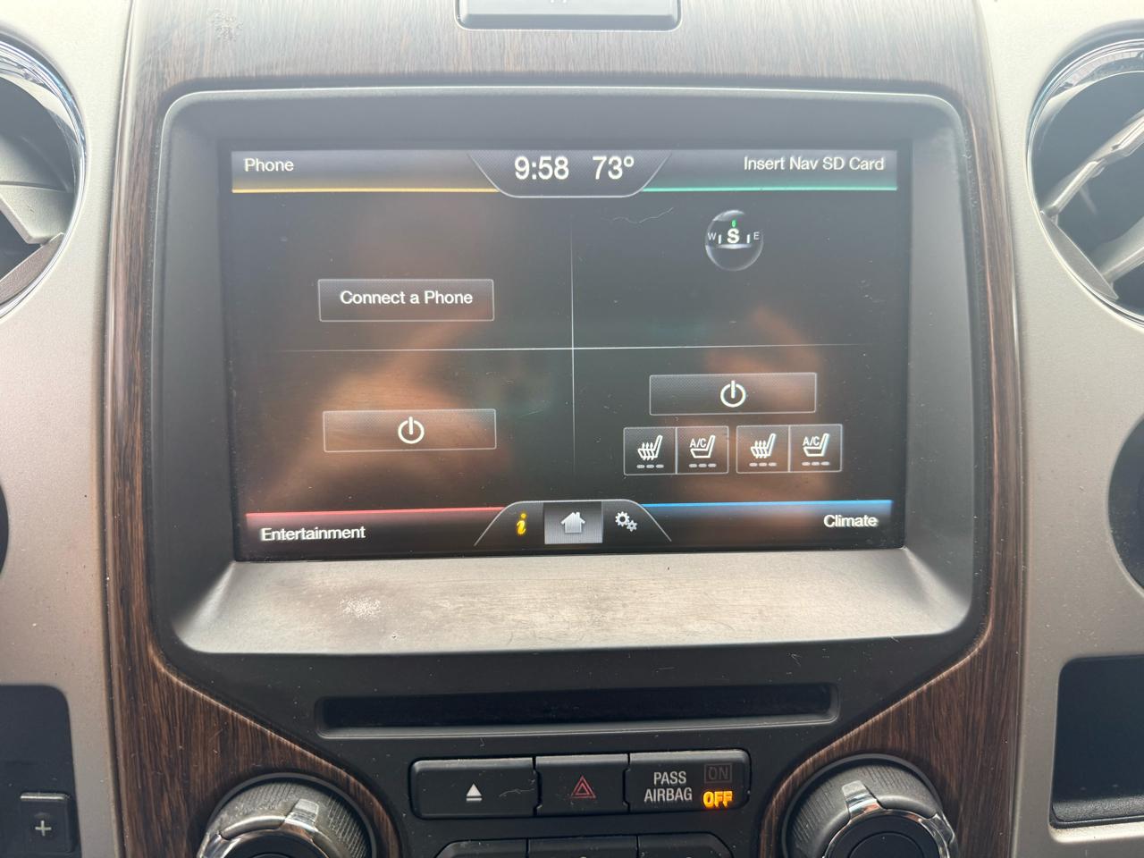 Ford F-150 4WD SuperCrew 145" Lariat 2014