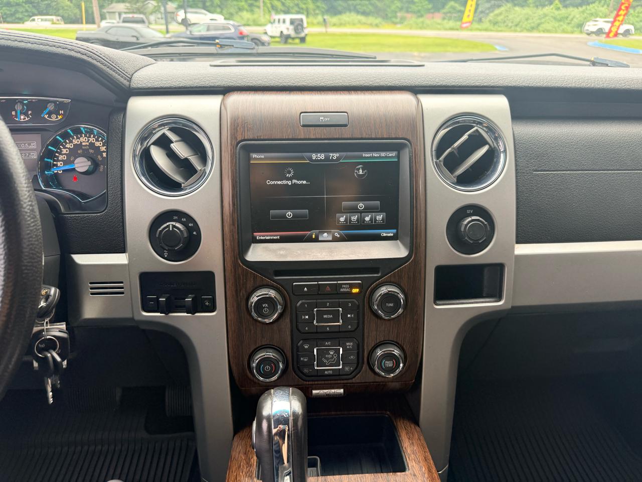 Ford F-150 4WD SuperCrew 145" Lariat 2014