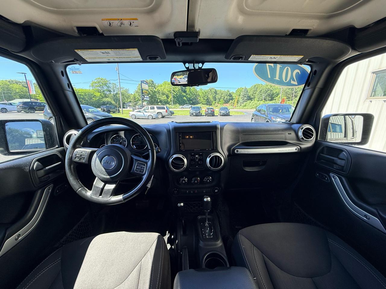 2017 Jeep Wrangler Unlimited Sahara - Photo 11