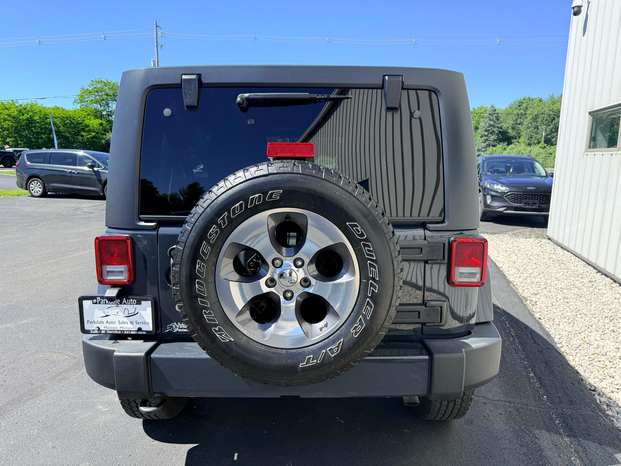 2017 Jeep Wrangler Unlimited Sahara - Photo 6