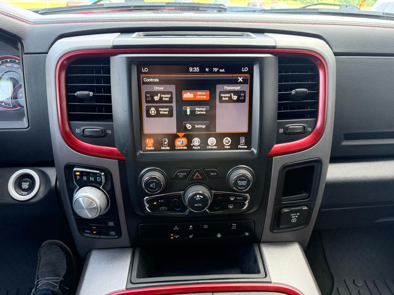 RAM 1500 Rebel 4x4 Crew Cab 5'7" Box 2017