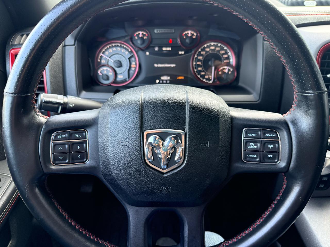 RAM 1500 Rebel 4x4 Crew Cab 5'7" Box 2017