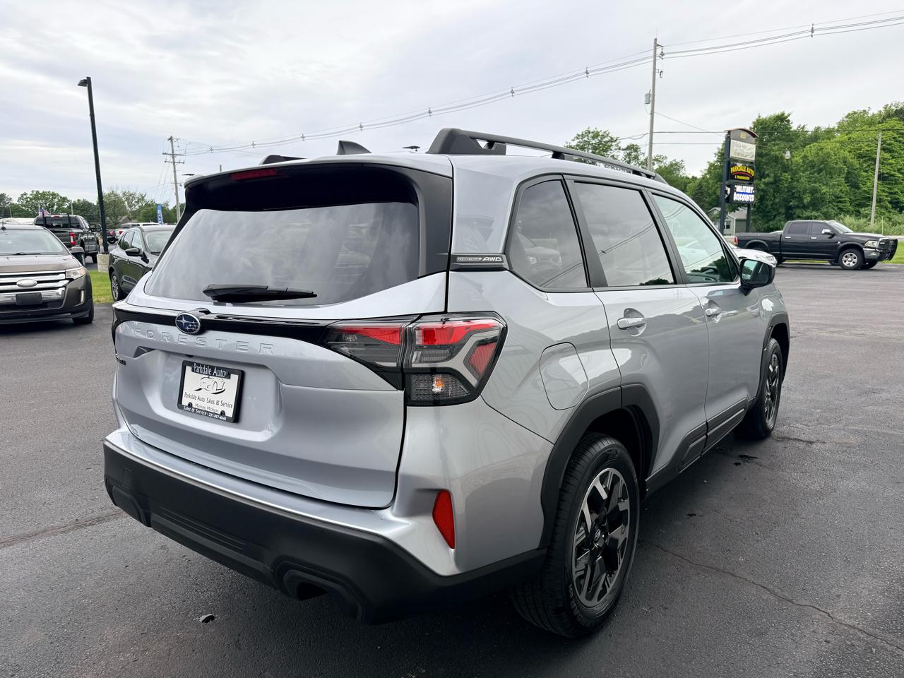 Subaru Forester Premium AWD 2025