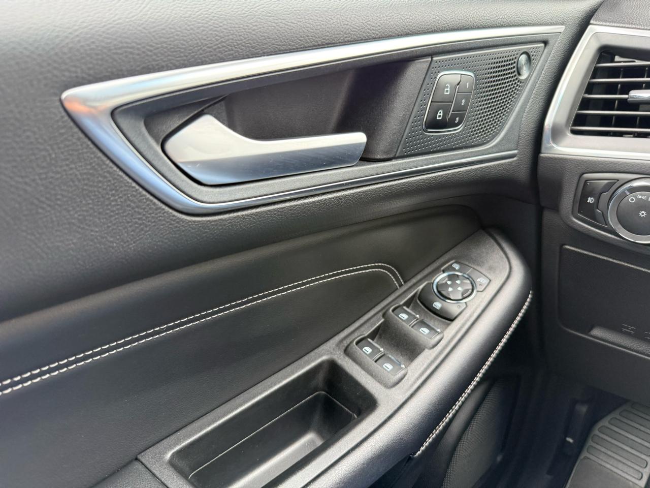 Ford Edge Titanium AWD 2023