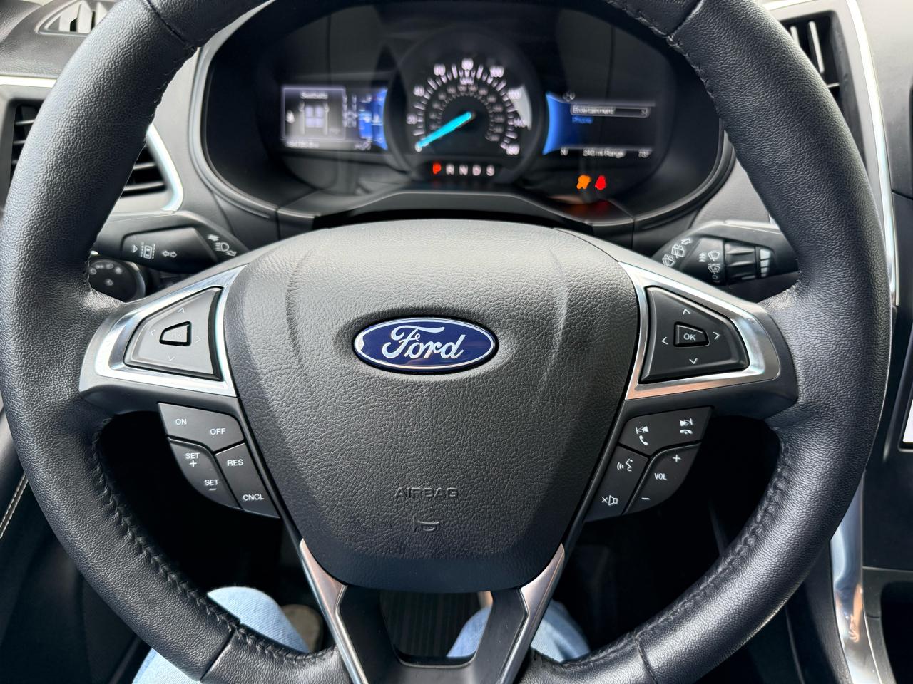 Ford Edge Titanium AWD 2023