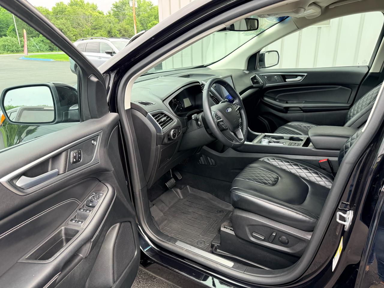 Ford Edge Titanium AWD 2023