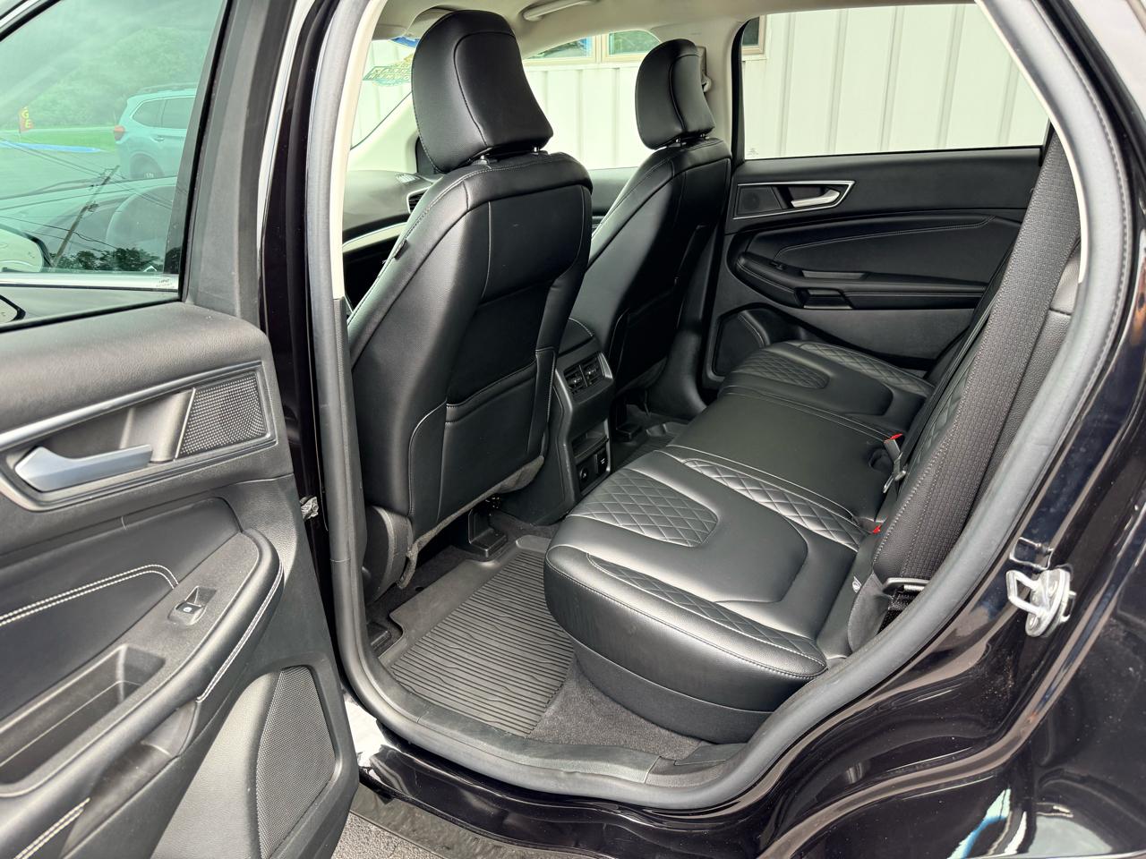 Ford Edge Titanium AWD 2023