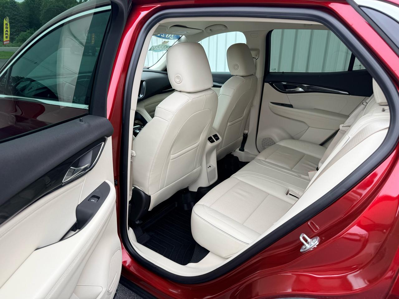 Buick Envision AWD 4dr Essence 2021