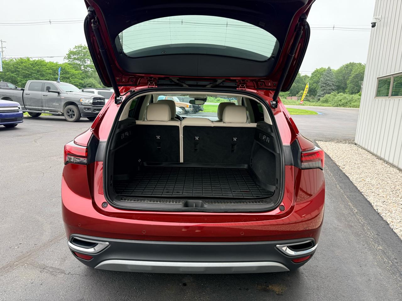 Buick Envision AWD 4dr Essence 2021