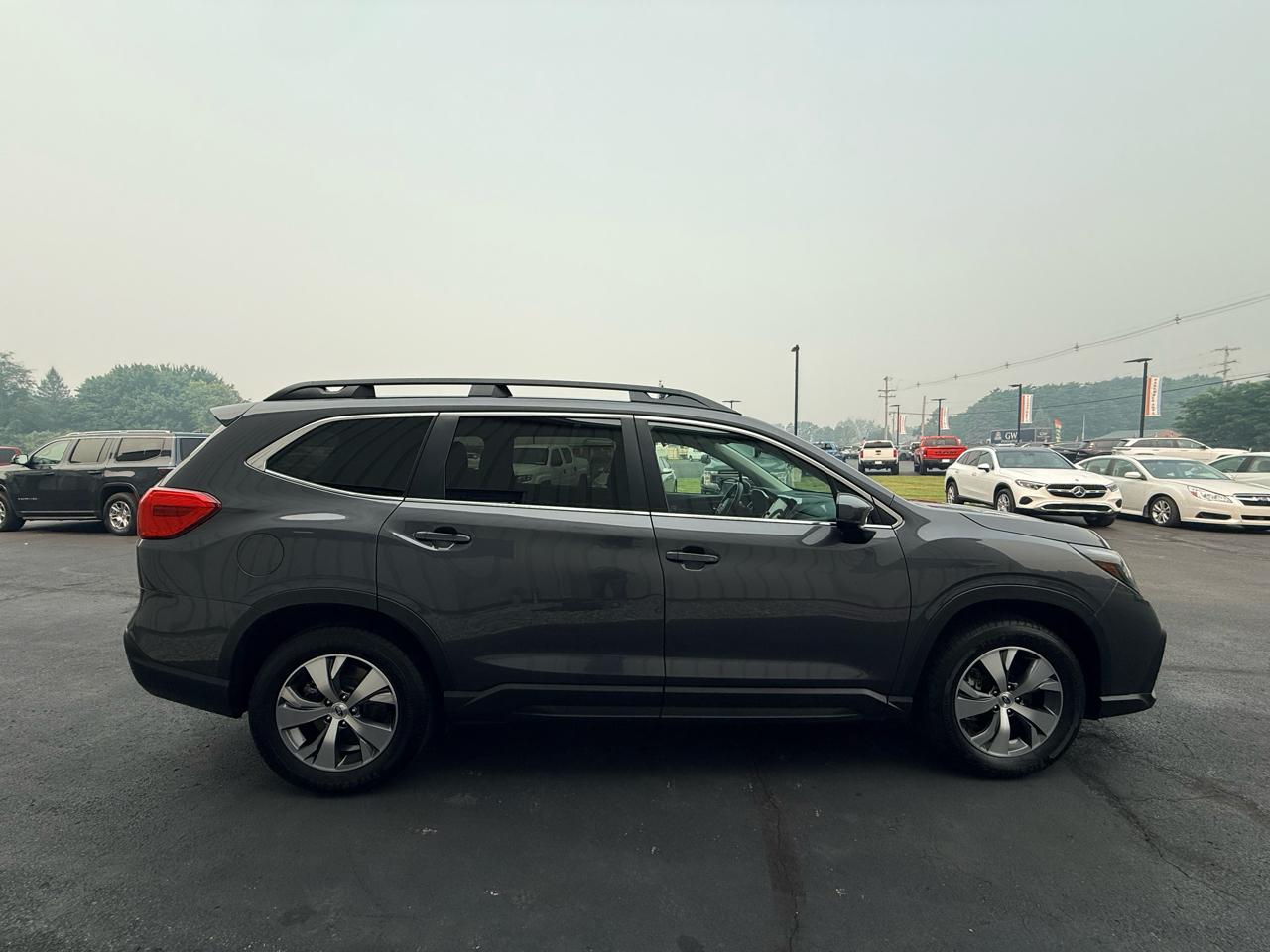 Subaru Ascent Premium 8-Passenger 2025