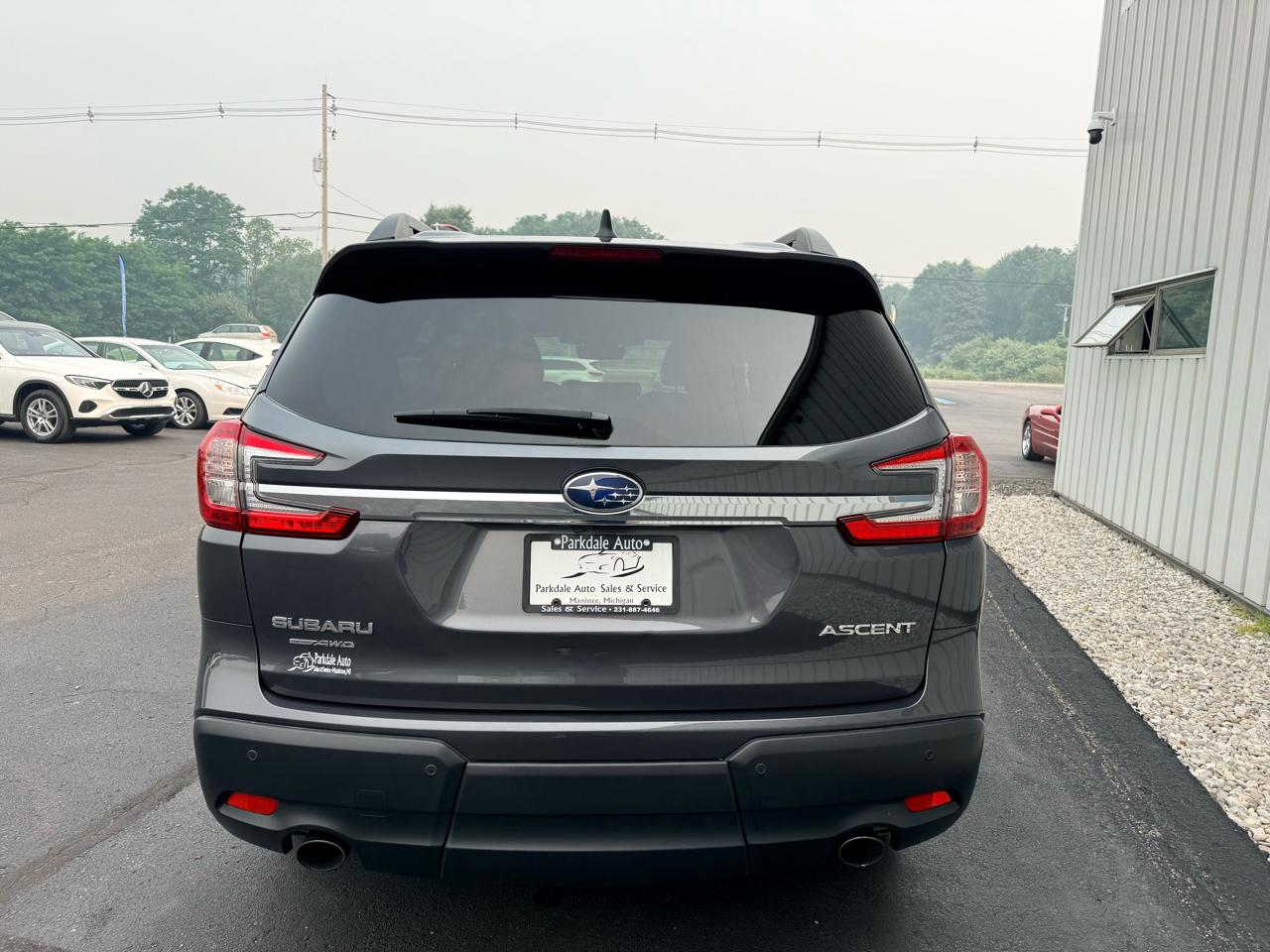 Subaru Ascent Premium 8-Passenger 2025