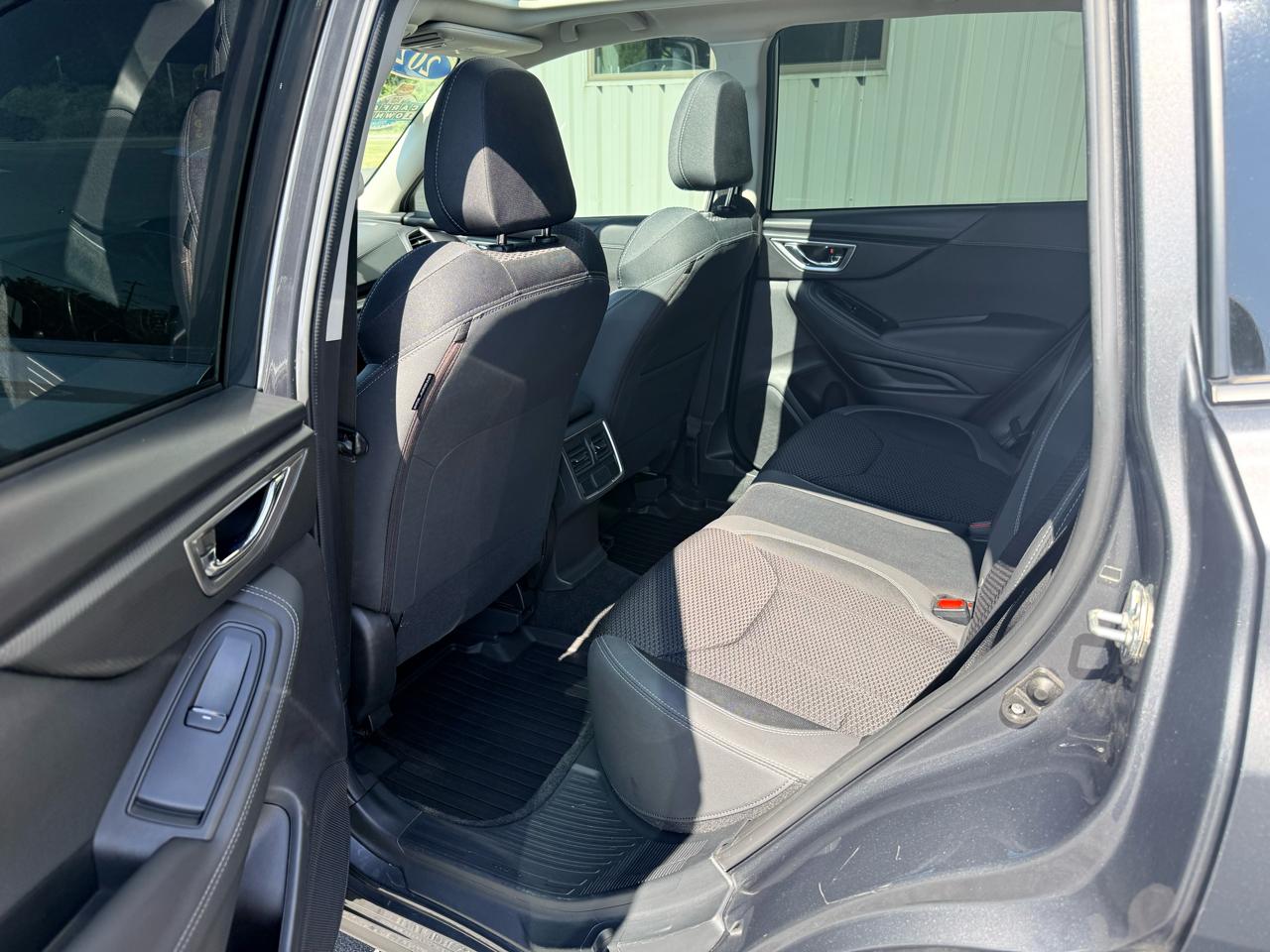 Subaru Forester Premium CVT 2022