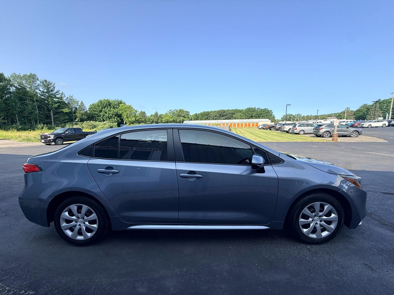 Toyota Corolla LE CVT (Natl) 2024