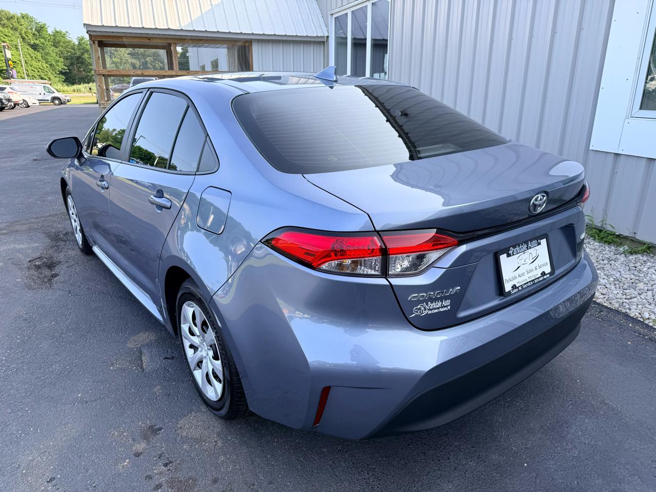 Toyota Corolla LE CVT (Natl) 2024