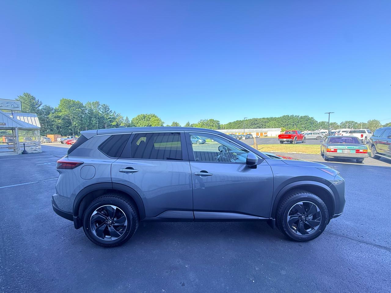Nissan Rogue AWD SV 2024